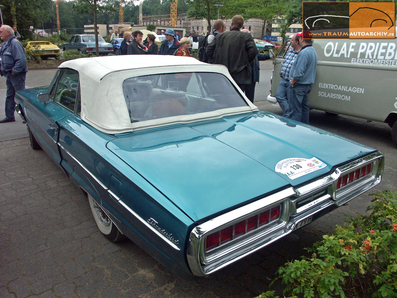 Ford Thunderbird Convertible '1965 (1).jpg 207.3K